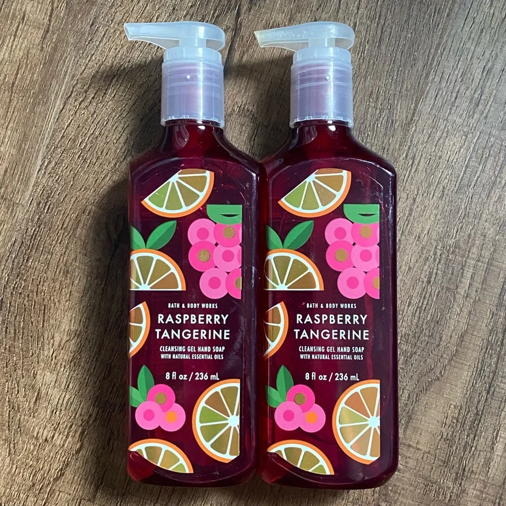 🆕2 Bath & Body Works Raspberry Tangerine Hand Soaps - Picture 1 of 4